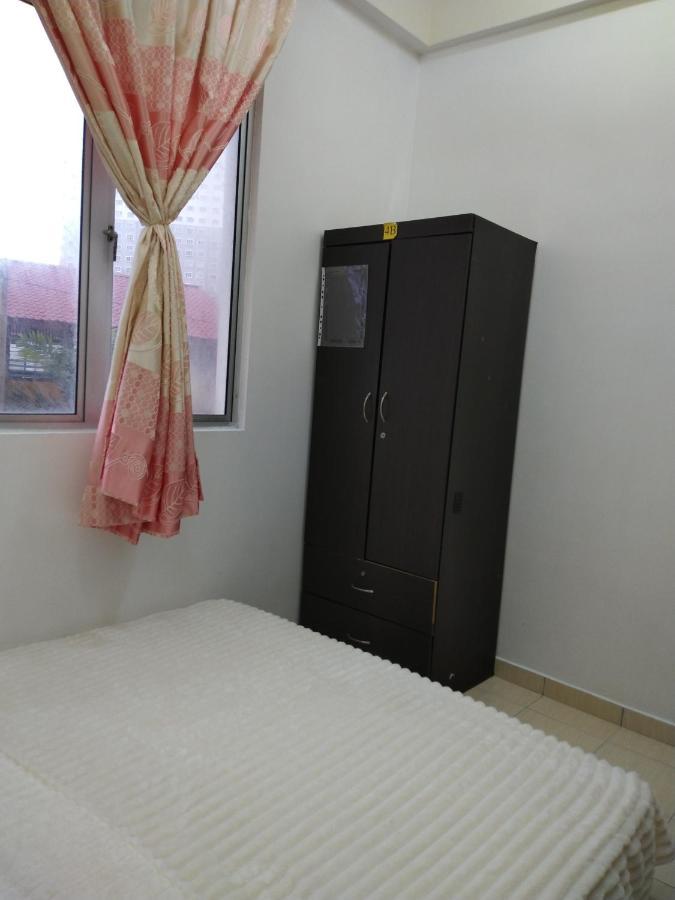 Homestay Kuala Terengganu Near Batu Burok, Hospital Hsnz, Ktcc Mall, Drawbridge A Екстериор снимка